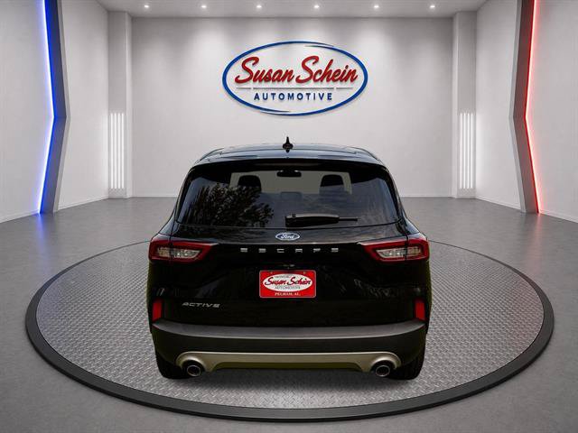 Used 2025 Ford Escape Active FWD image 5