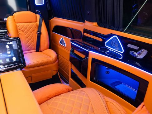 Used 2023 Mercedes-Benz Metris Passenger image 45