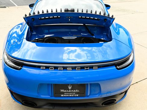 Used 2024 Porsche 911 Carrera S w/ Sportdesign Package RWD image 38
