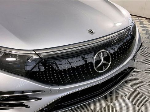 Used 2022 Mercedes-Benz EQS 580 4MATIC Sedan image 29