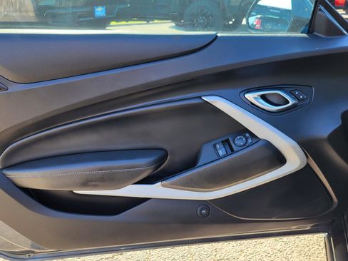 Used 2019 Chevrolet Camaro LT image 18