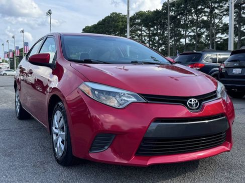 Used 2016 Toyota Corolla LE FWD image 4