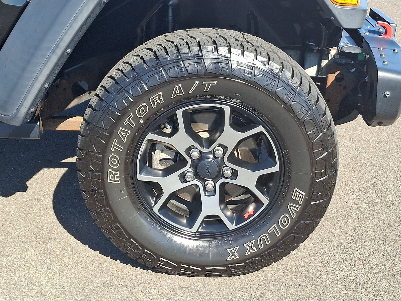 Used 2018 Jeep Wrangler Unlimited Rubicon AWD/4WD image 8