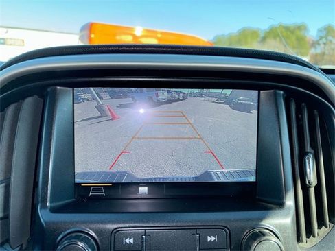 Used 2019 GMC Canyon SLE w/ SLE Convenience Package image 30