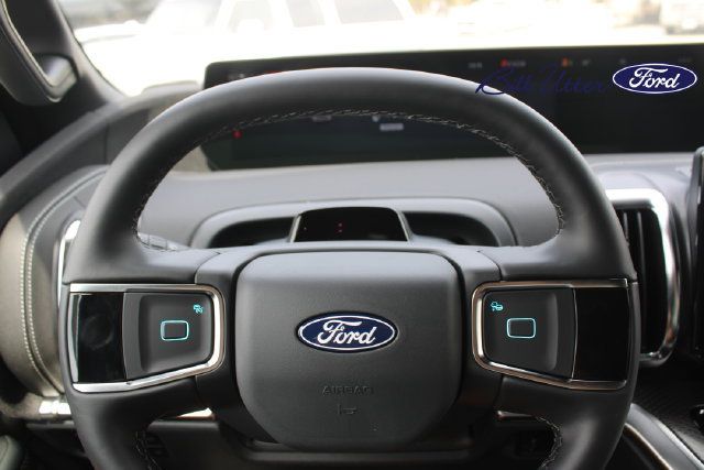 New 2027 Ford Expedition Platinum w/ Stealth Appearance Package AWD/4WD image 17