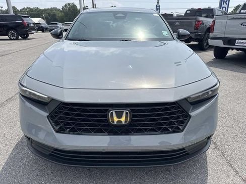 Used 2024 Honda Accord Sport image 2