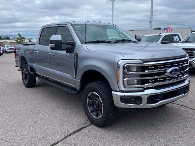Used 2023 Ford F250 Lariat w/ Tremor Off-Road Package AWD/4WD image 3