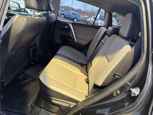 Used 2017 Toyota RAV4 Limited image 22
