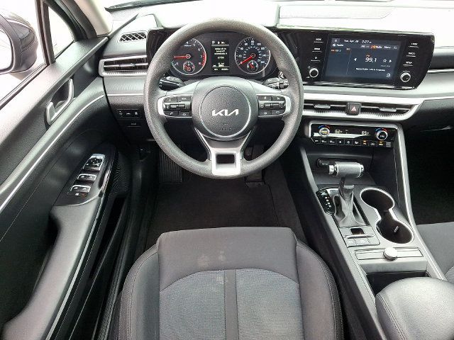 Used 2023 Kia K5 LXS FWD image 11