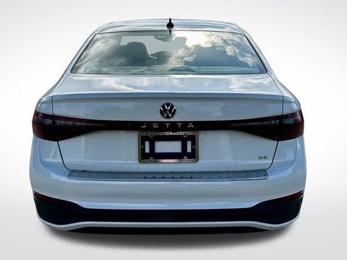 New 2026 Volkswagen Jetta SE image 6