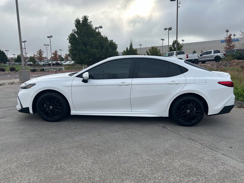 Used 2026 Toyota Camry SE FWD image 4