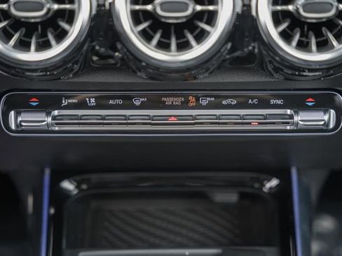 New 2026 Mercedes-Benz GLB 250 4MATIC image 23