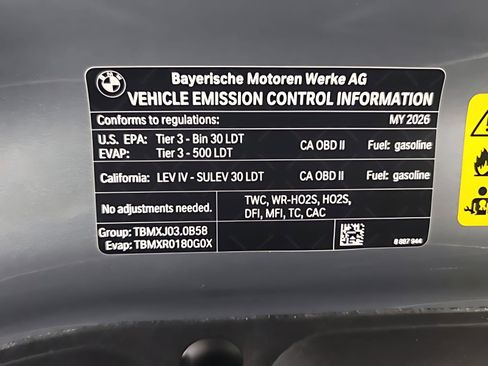 Used 2026 BMW X5 sDrive40i w/ M Sport Package image 28