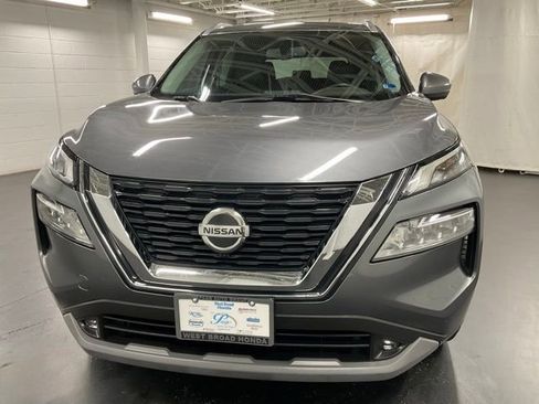 Used 2021 Nissan Rogue SL image 3