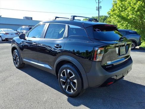 New 2026 Nissan Kicks SV w/ Cold Weather Package AWD/4WD image 3