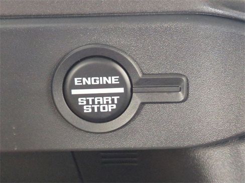 New 2025 Ford Bronco Badlands image 27