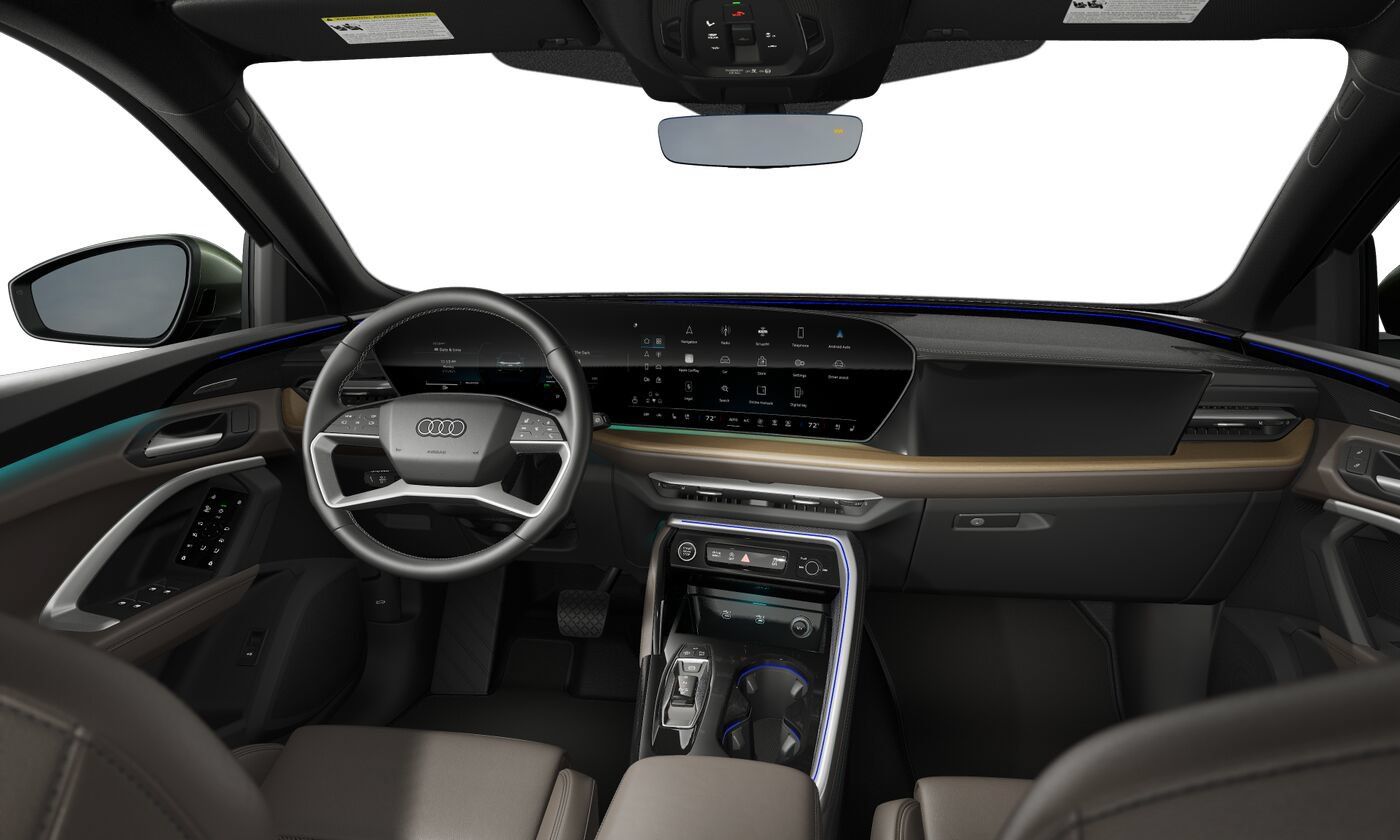 Certified 2025 Audi Q5 Premium AWD/4WD image 3