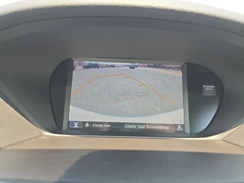 Used 2017 Acura TLX w/ Technology Package FWD image 33