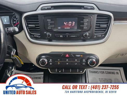Used 2016 Kia Sorento LX w/ LX Convenience Package image 16