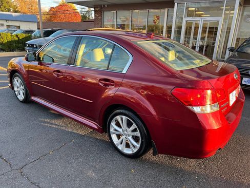 Used 2013 Subaru Legacy 2.5i Limited image 12