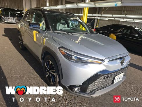 Used 2024 Toyota Corolla Cross XSE w/ Convenience Package image 1
