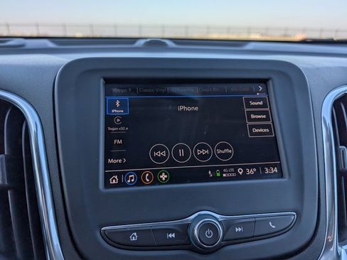 Used 2023 Chevrolet Equinox LT image 18