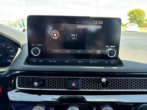 Used 2025 Honda Civic LX image 16