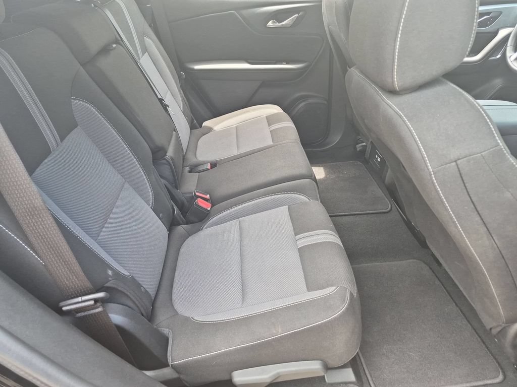 Used 2025 Chevrolet Blazer LT FWD image 29