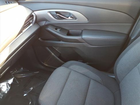 Certified 2023 Chevrolet Traverse LT image 22