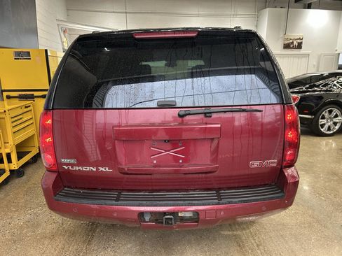Used 2010 GMC Yukon XL SLT image 16