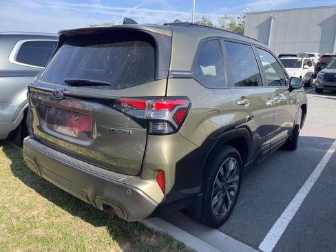 Certified 2025 Subaru Forester Touring w/ Popular Package - Touring AWD/4WD image 4