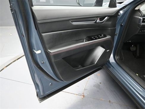 Used 2024 MAZDA CX-5 Carbon Edition image 29