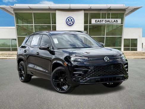 New 2026 Volkswagen Tiguan SE R-Line FWD image 1