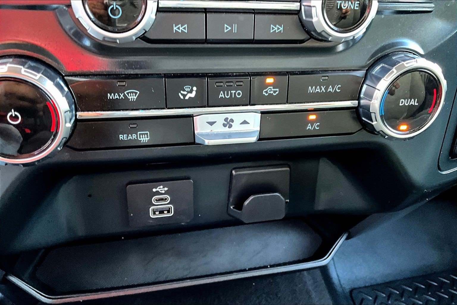 Used 2025 Ford F150 XLT w/ Equipment Group 301A Standard AWD/4WD image 17