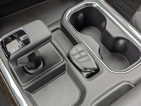 New 2026 GMC Sierra 1500 Elevation w/ Preferred Package image 27