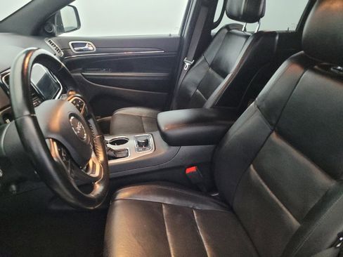 Used 2020 Jeep Grand Cherokee Limited w/ Luxury Group II image 17