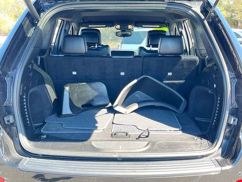 Used 2021 Jeep Grand Cherokee Laredo X image 24