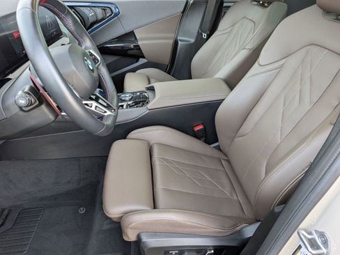 Used 2025 BMW X3 M50 w/ Premium Package image 5