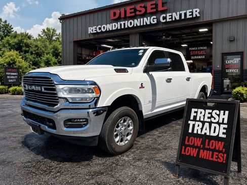 Used 2021 RAM 2500 Laramie AWD/4WD image 1