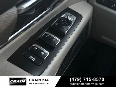 Certified 2022 Kia Telluride SX w/ Nightfall Edition Package image 11