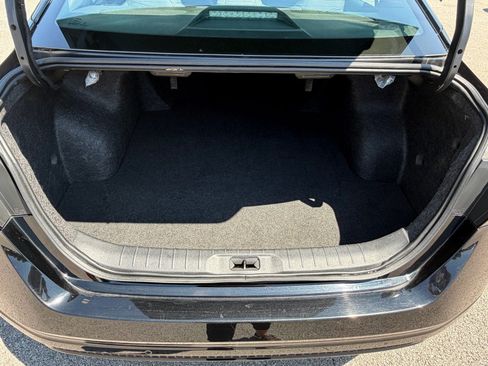 Used 2024 Nissan Altima 2.5 SV FWD image 48