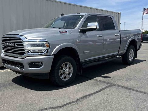 Used 2021 RAM 3500 Laramie AWD/4WD image 2