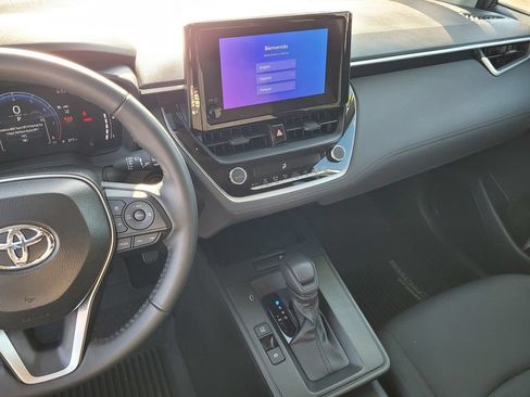 Used 2026 Toyota Corolla Cross LE FWD image 19