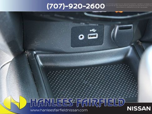 Used 2020 Nissan Rogue S FWD image 19