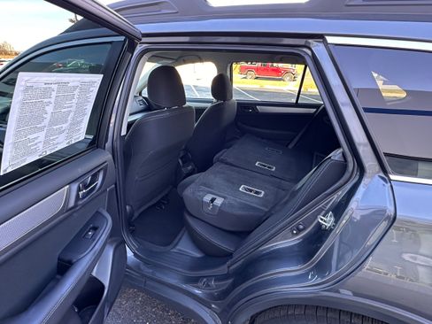 Used 2019 Subaru Outback 2.5i Premium w/ Protection Package #1 image 9