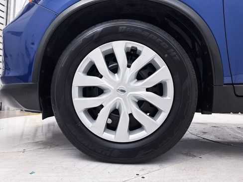 Used 2020 Nissan Rogue S image 13