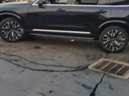 New 2026 Volvo XC90 B5 Plus image 5