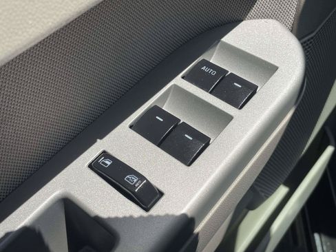 Used 2011 Ford Escape XLT w/ 202A Rapid Spec Order Code FWD image 15
