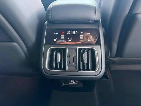 Certified 2025 Maserati Grecale Folgore AWD/4WD image 18
