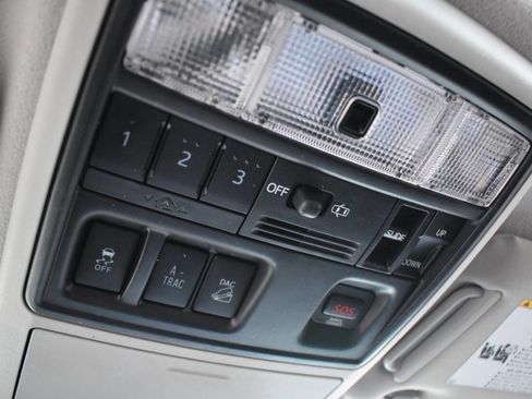 Used 2019 Toyota 4Runner Limited AWD 4dr SUV image 68